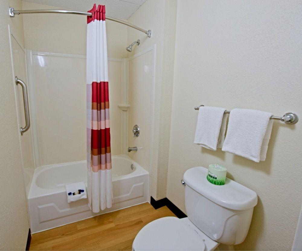 Red Roof Inn Elkhart Ngoại thất bức ảnh