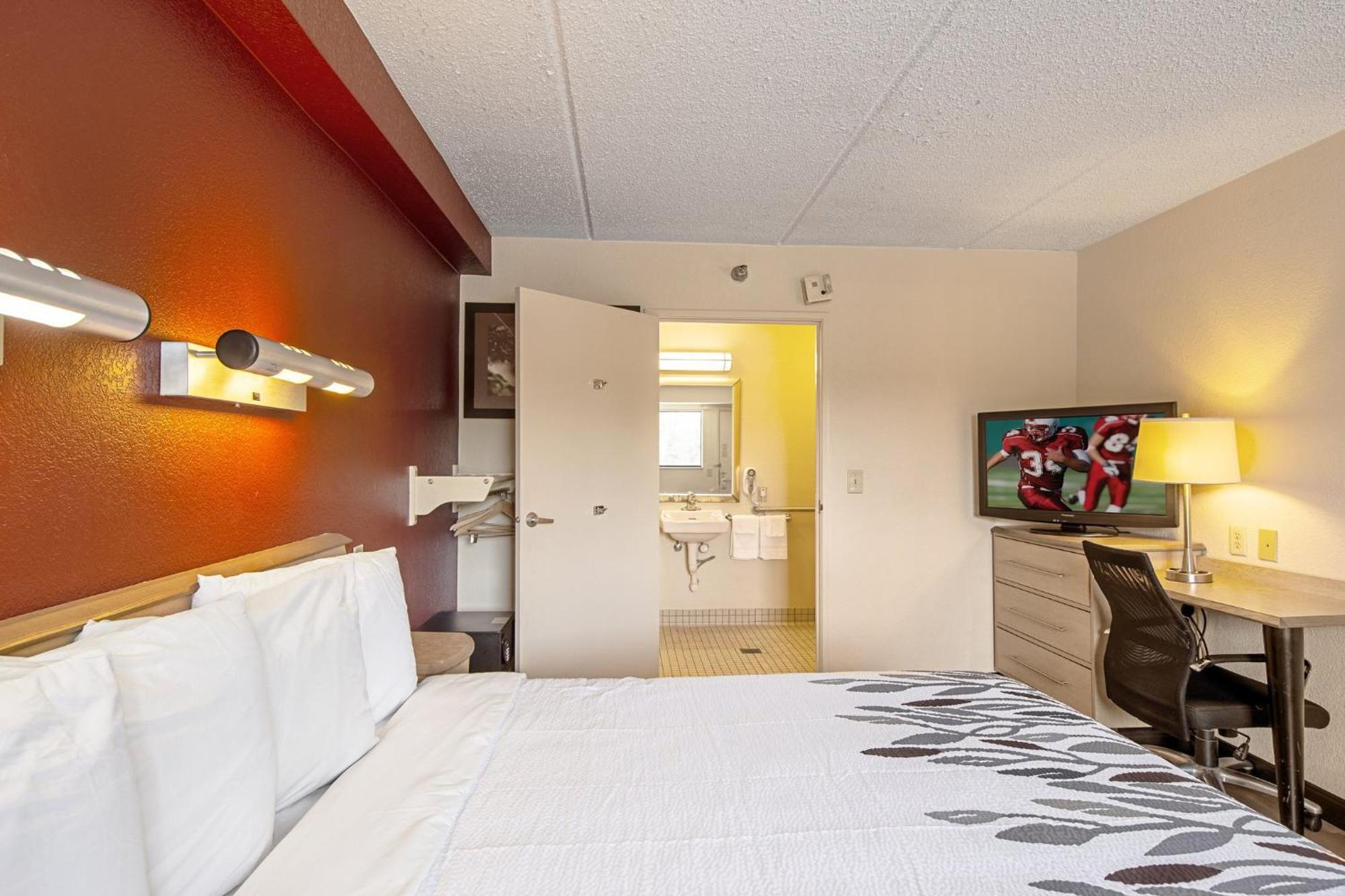 Red Roof Inn Elkhart Ngoại thất bức ảnh
